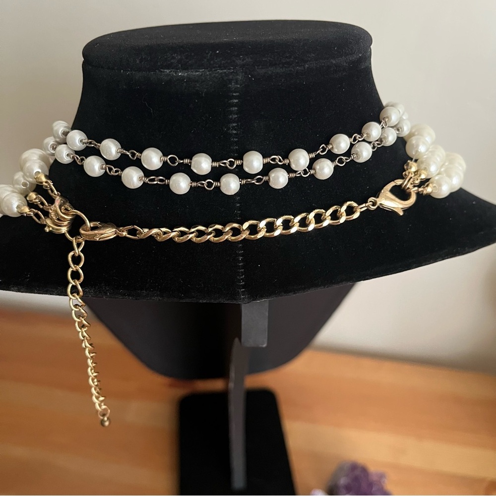 📌SOLD📌White Pearl Multi-Strand Necklace with Key Pendant. Set of 2. - Womens' - Picture 6 of 12